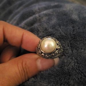 Beautiful 925 Sterling Silver Ring